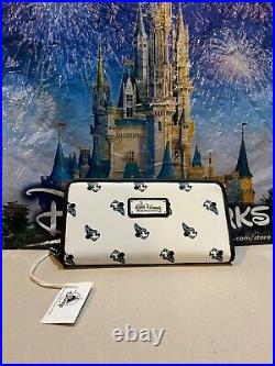 Destination D23 Expo Exclusive WDI Sorcerer Mickey Loungefly Backpack/Purse